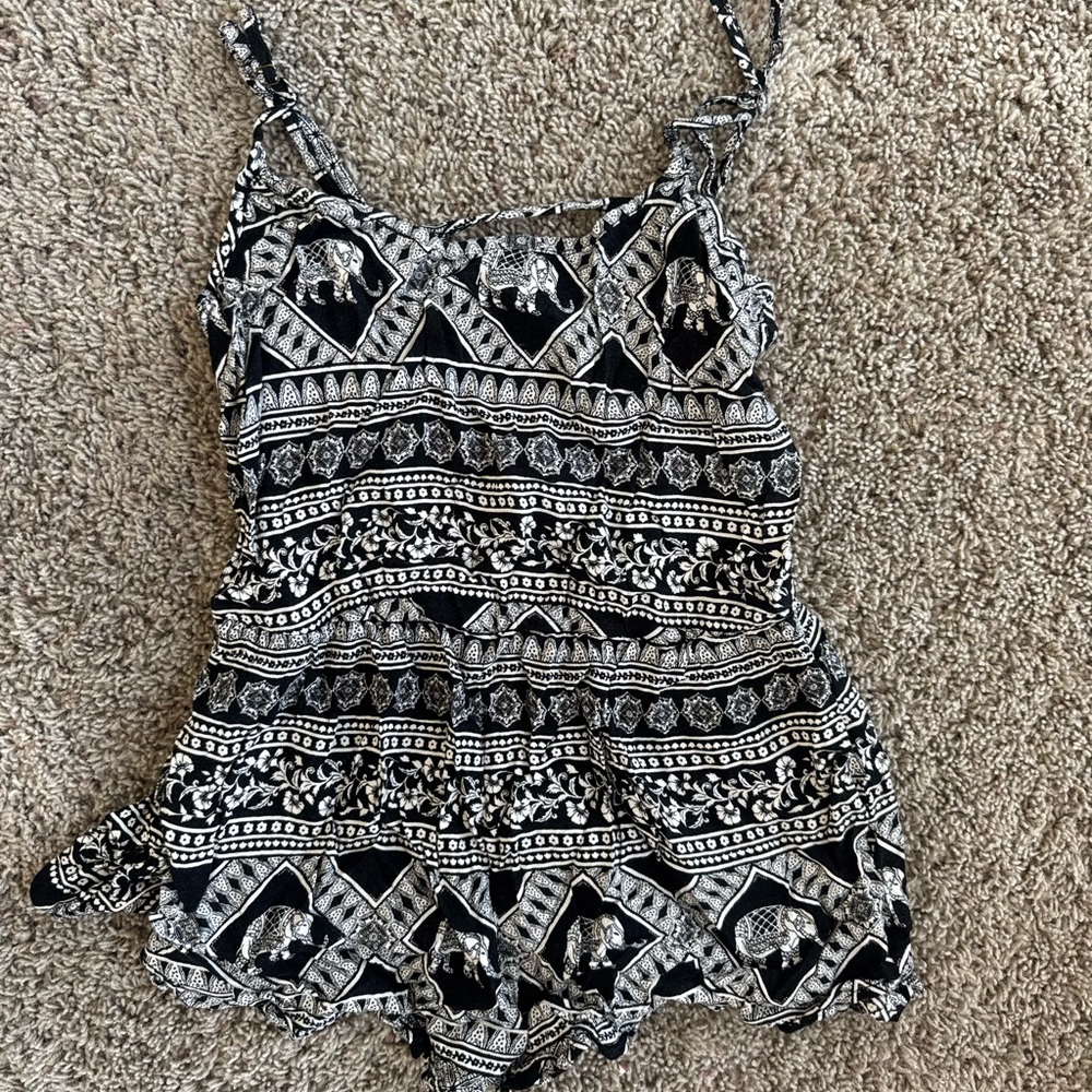 Forever 21 Black & White Elephant Patterned Romper